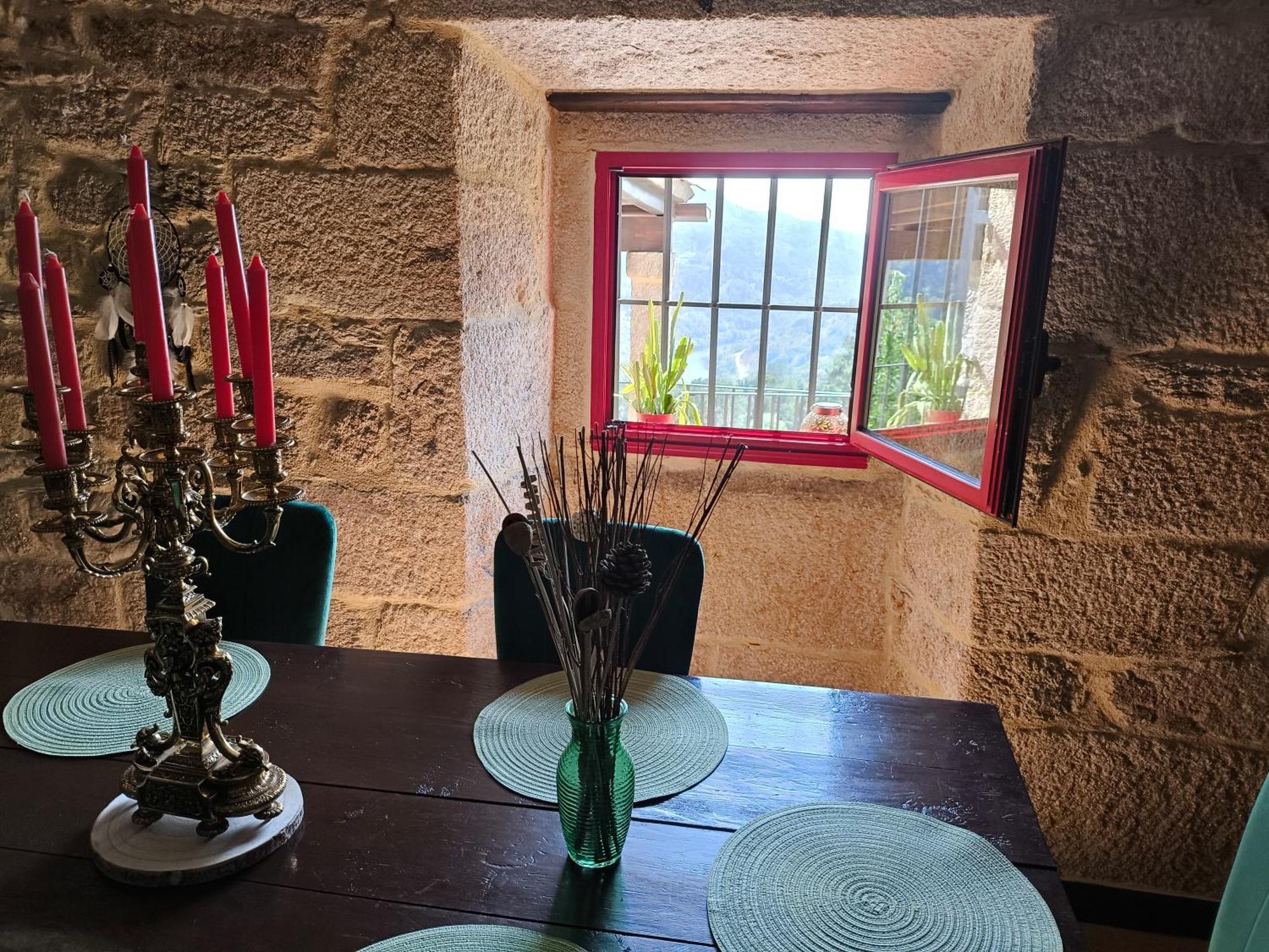 Villa Xiravai-Ribeira Sacra à Peares Extérieur photo